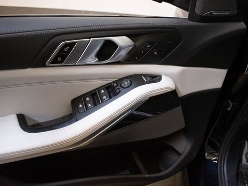 Certified 2024 BMW X5 xDrive40i w/ M Sport Package image 23