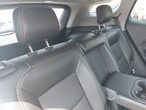 Used 2020 GMC Terrain SLT FWD image 11