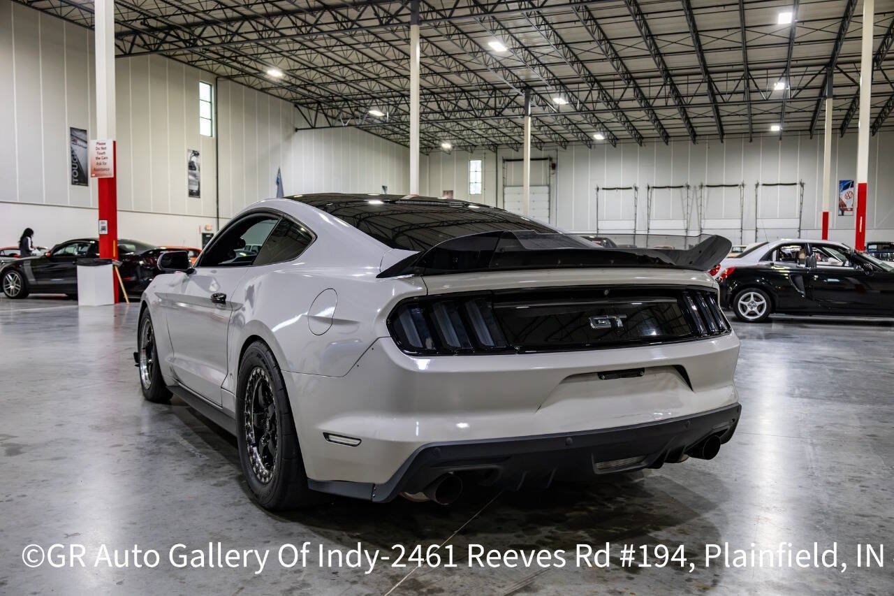 Used 2016 Ford Mustang GT RWD image 5