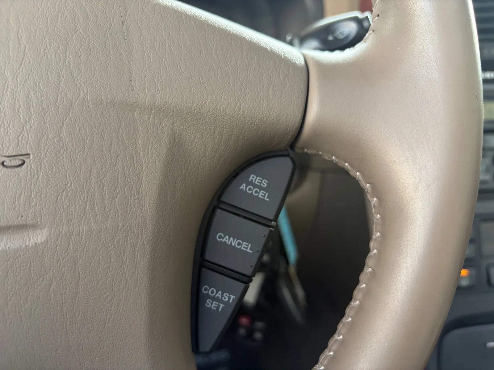Used 2004 Kia Optima FWD image 27