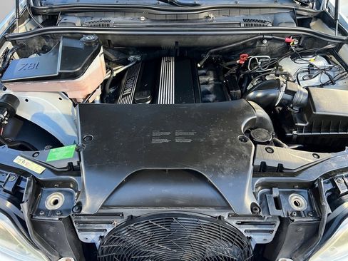 Used 2005 BMW X5 3.0i image 39