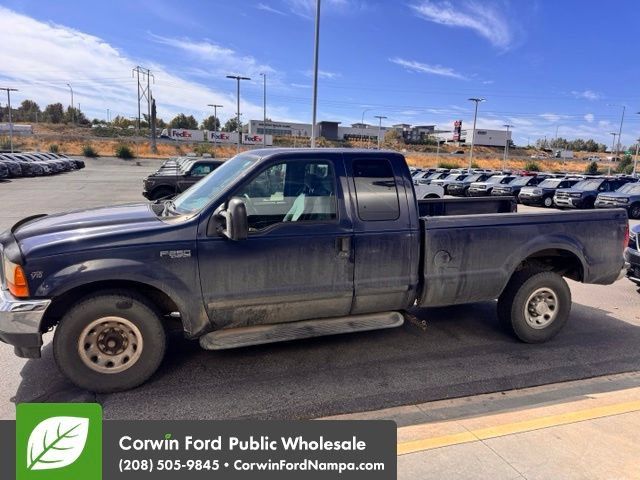 Used 2001 Ford F250 2WD SuperCab Super Duty image 4