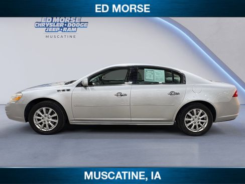 Used 2011 Buick Lucerne CXL w/ Driver Confidence Package image 2