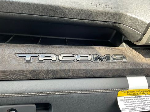 New 2026 Toyota Tacoma Limited AWD/4WD image 18