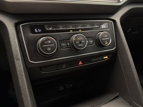 Used 2019 Volkswagen Atlas SE FWD image 20