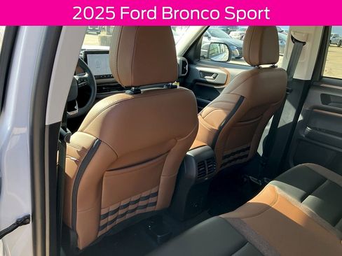 New 2025 Ford Bronco Sport Outer Banks AWD/4WD image 21