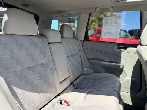 Used 2010 Subaru Forester 2.5X Premium w/ Popular Equipment Group 4A AWD/4WD image 10