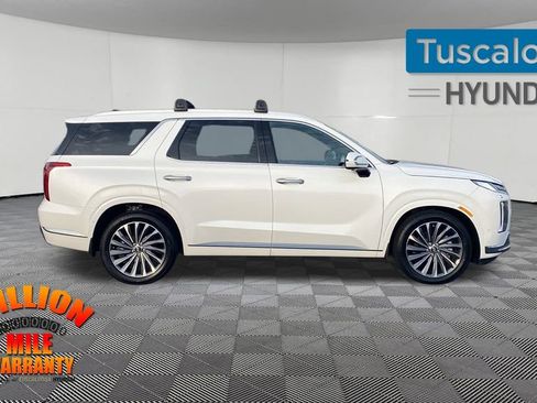 Used 2024 Hyundai Palisade Calligraphy image 10