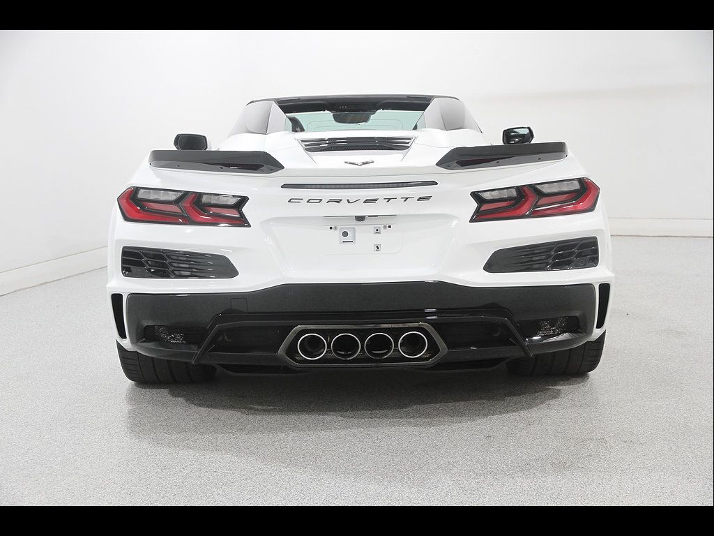 Used 2026 Chevrolet Corvette Z06 RWD image 22