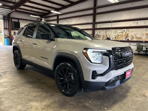 New 2026 GMC Terrain Elevation w/ Elevation Premium Package image 8