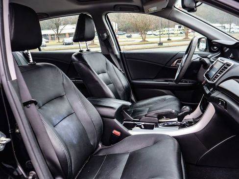 Used 2016 Honda Accord EX-L image 14