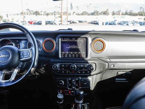 Used 2020 Jeep Gladiator Mojave image 13