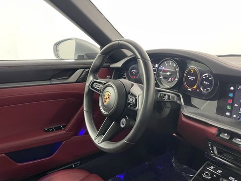 Certified 2023 Porsche 911 Targa 4S AWD/4WD image 12