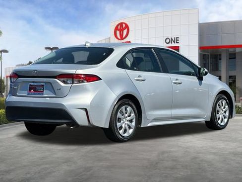 Certified 2024 Toyota Corolla LE FWD image 5