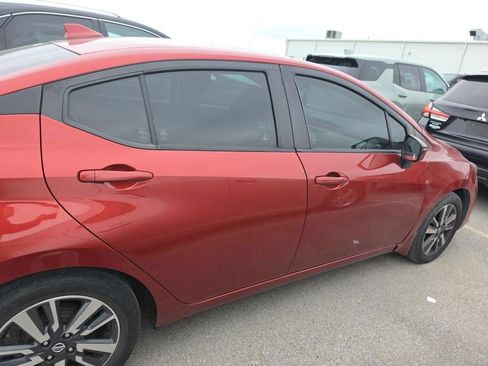 Used 2021 Nissan Versa SV FWD image 10