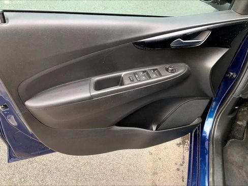 Used 2022 Chevrolet Spark LT w/ Driver Confidence Package FWD image 25