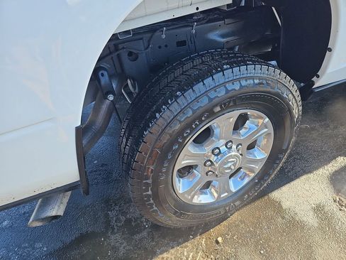 Used 2024 RAM 2500 Big Horn image 13