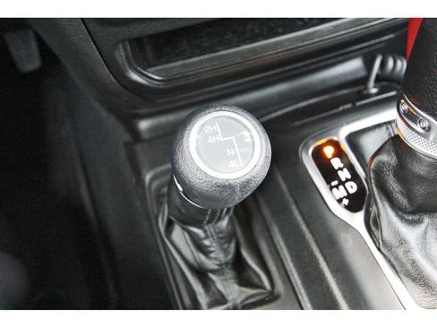 Used 2022 Jeep Wrangler Unlimited Sport AWD/4WD image 23