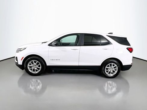 Used 2022 Chevrolet Equinox LS w/ LS Convenience Package image 8