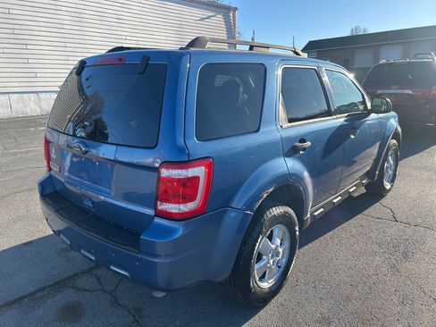 Used 2010 Ford Escape XLT image 6