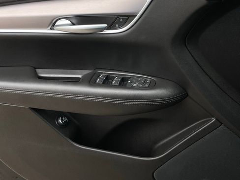 Used 2024 Cadillac XT5 Luxury w/ LPO, Floor Liner Package FWD image 22