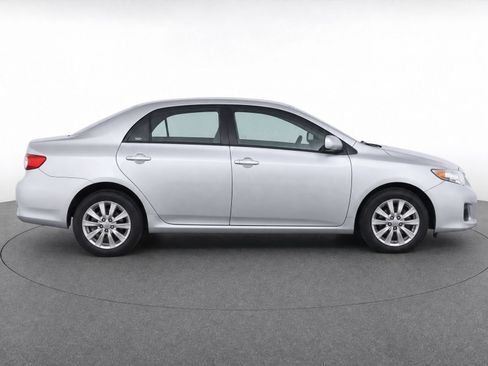 Used 2012 Toyota Corolla LE FWD image 2