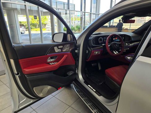 New 2026 Mercedes-Benz GLS 63 AMG 4MATIC image 20