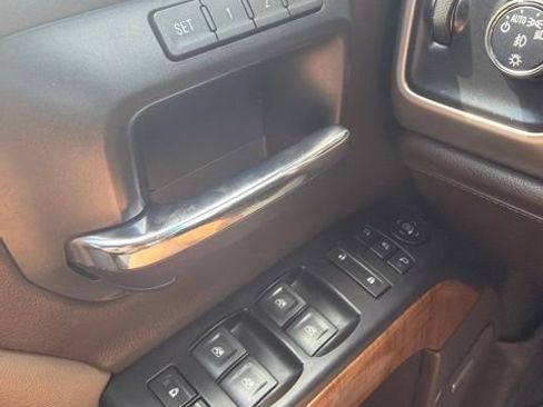 Used 2017 GMC Sierra 1500 SLT w/ SLT Premium Package AWD/4WD image 25