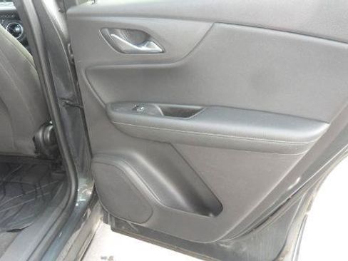 Used 2019 Chevrolet Blazer LT FWD image 30