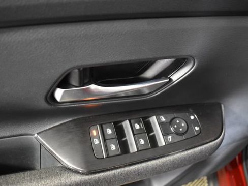 Certified 2025 Nissan Kicks SV w/ SV Premium Package AWD/4WD image 8