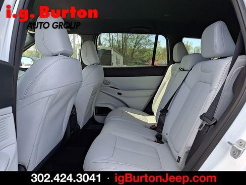 New 2026 Jeep Cherokee Limited AWD/4WD image 6