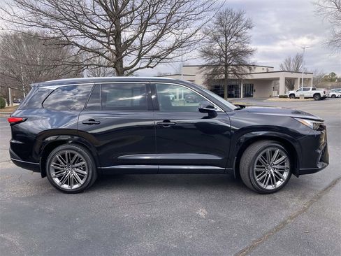 New 2026 Lexus TX 350 AWD image 2