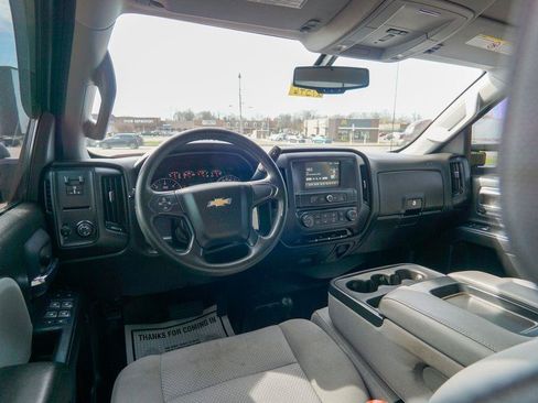 Used 2018 Chevrolet Silverado 3500 W/T w/ WT Convenience Package AWD/4WD image 13