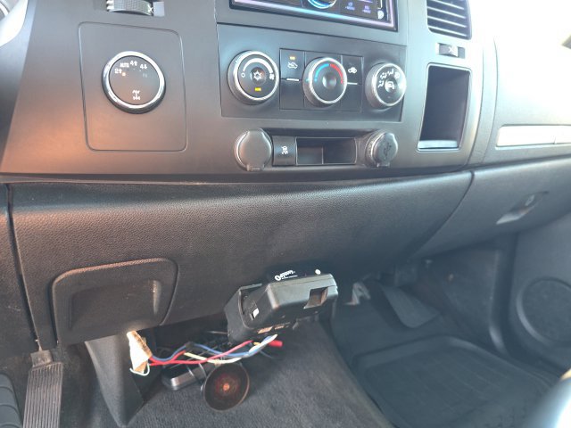 Used 2011 GMC Sierra 1500 SLE w/ SLE Preferred Package AWD/4WD image 19