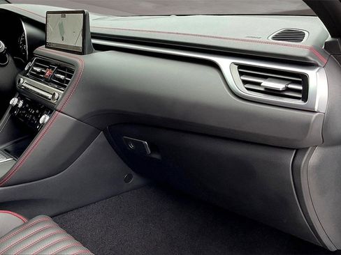 Used 2025 Genesis G70 2.5T w/ Sport Prestige Package image 21