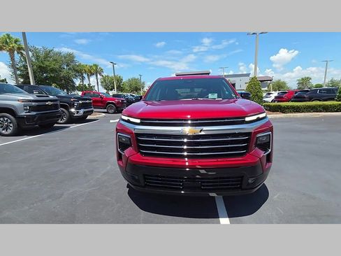 New 2026 Chevrolet Traverse High Country FWD image 25