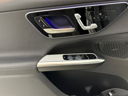 Certified 2026 Mercedes-Benz GLC 300 image 11