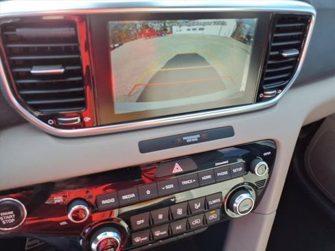 Used 2021 Kia Sportage S w/ S AWD Premium Package image 26