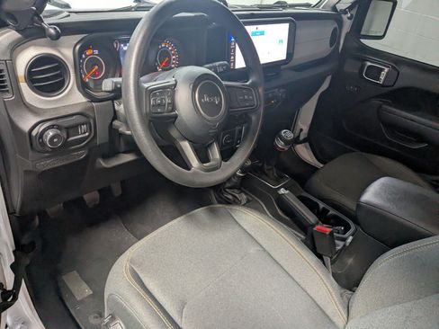 Certified 2026 Jeep Wrangler Sport AWD/4WD image 12