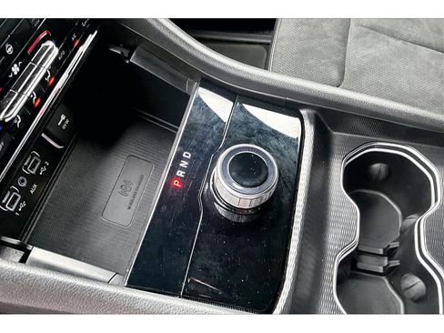 Certified 2025 Jeep Grand Cherokee L Altitude AWD/4WD image 17