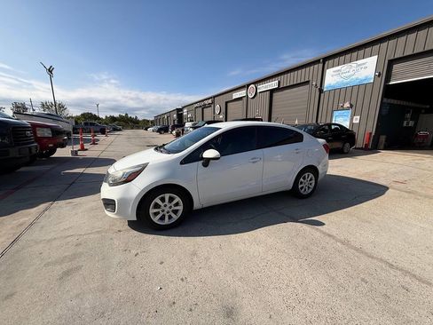 Used 2014 Kia Rio LX w/ Power Package image 7