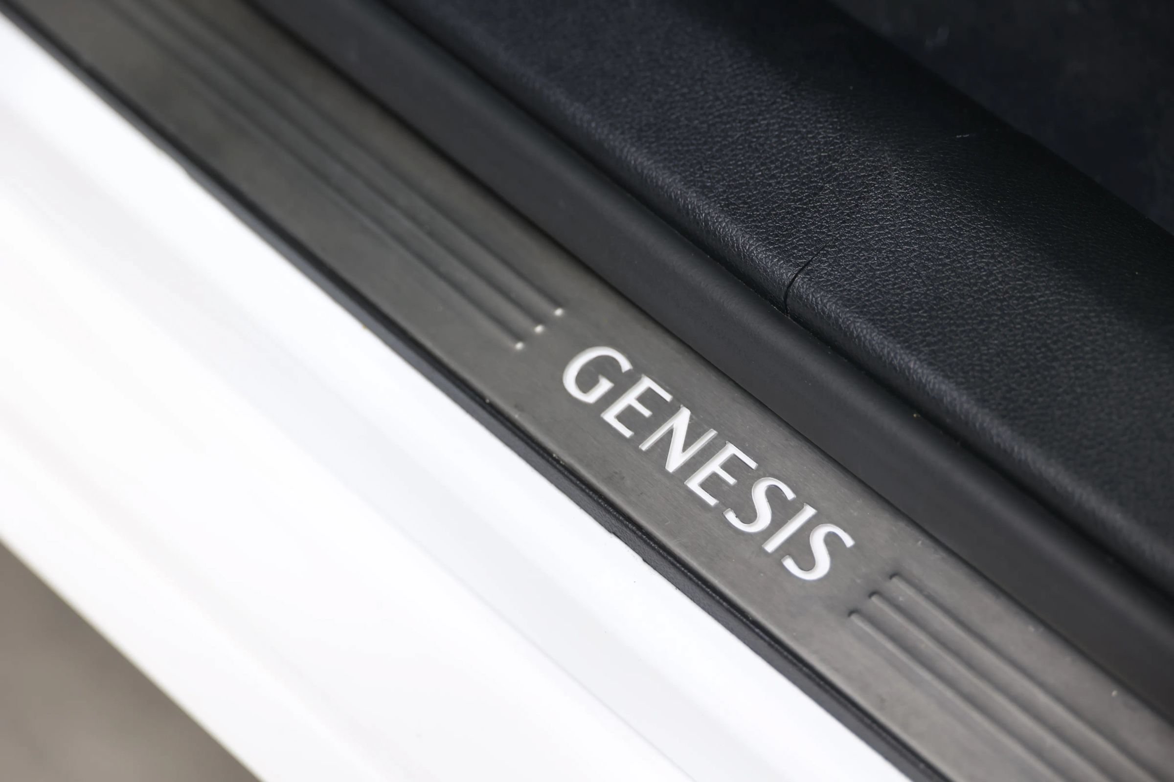 Used 2024 Genesis G90 3.5T AWD/4WD image 17
