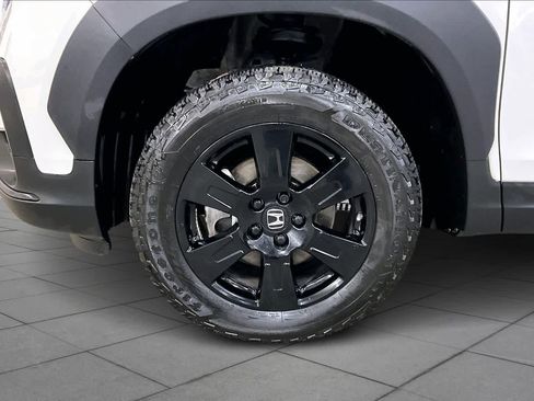 Used 2022 Honda Pilot TrailSport image 10