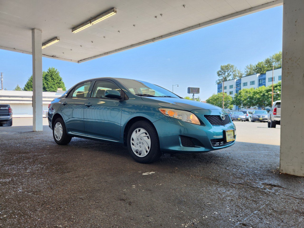 Used 2010 Toyota Corolla LE FWD image 5