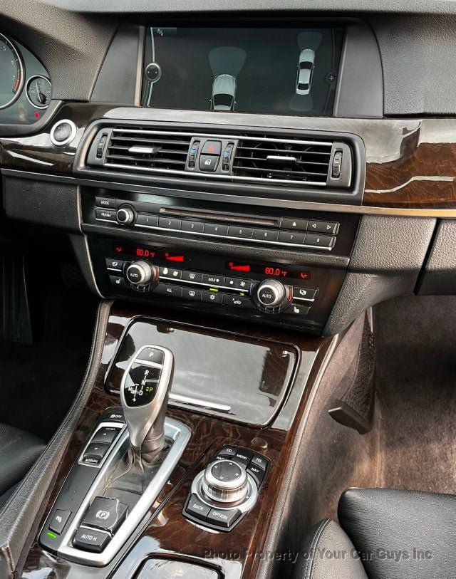 Used 2011 BMW 550i Sedan RWD image 21