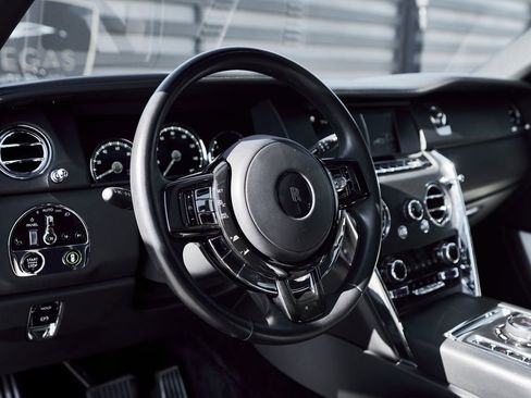 Used 2019 Rolls-Royce Cullinan AWD/4WD image 41