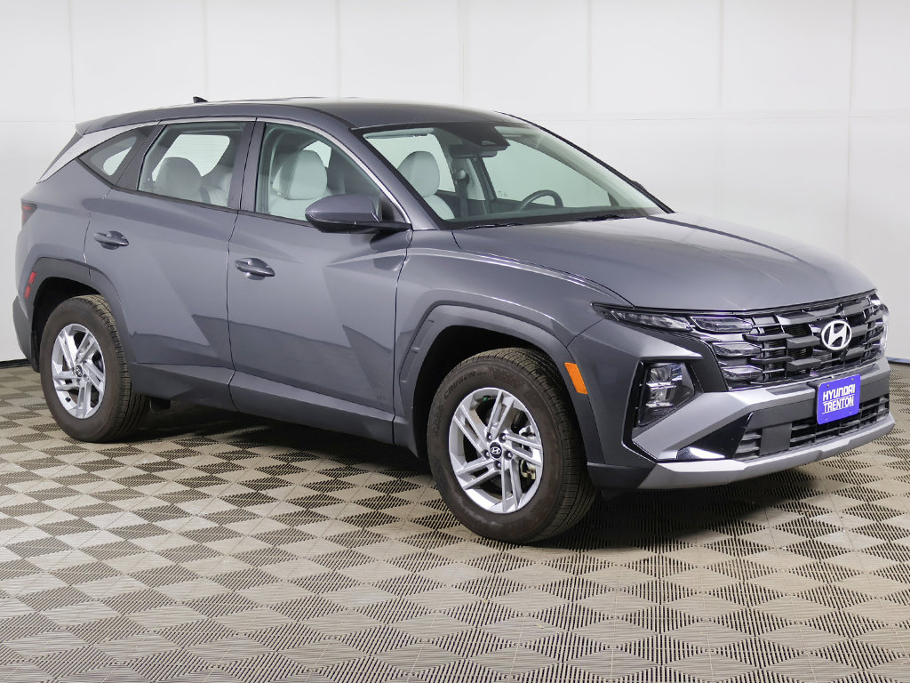 Certified 2026 Hyundai Tucson SE AWD/4WD image 2