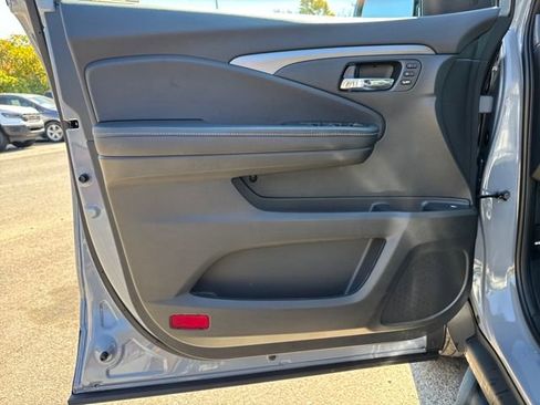 Used 2023 Honda Ridgeline RTL image 10