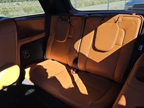 Used 2023 Lincoln Aviator Black Label image 4