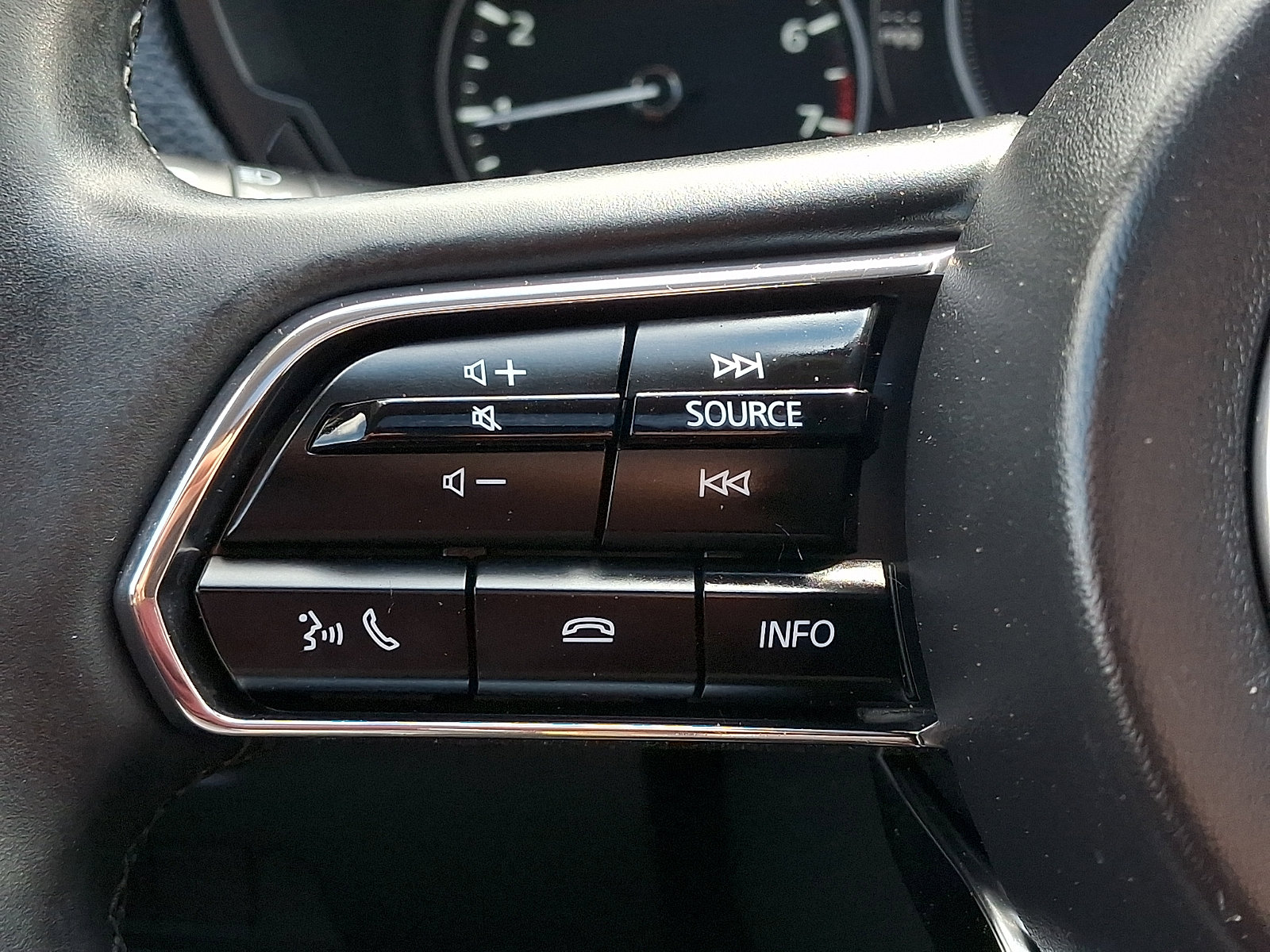 Certified 2024 MAZDA CX-90 3.3 Turbo w/ Preferred Package AWD/4WD image 25